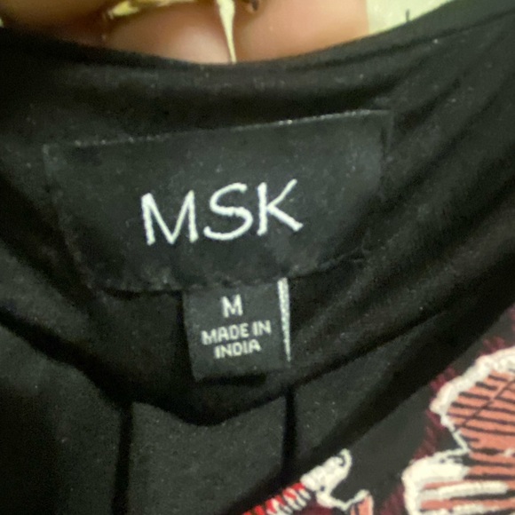 MSK floral dress with bell sleeves. - Picture 2 of 2